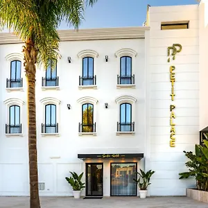 فندق Petit Palace, أغادير