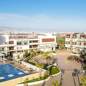 Zephyr Hotel